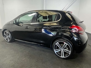 Used Peugeot 208 2019 for sale - 78577937: Photo