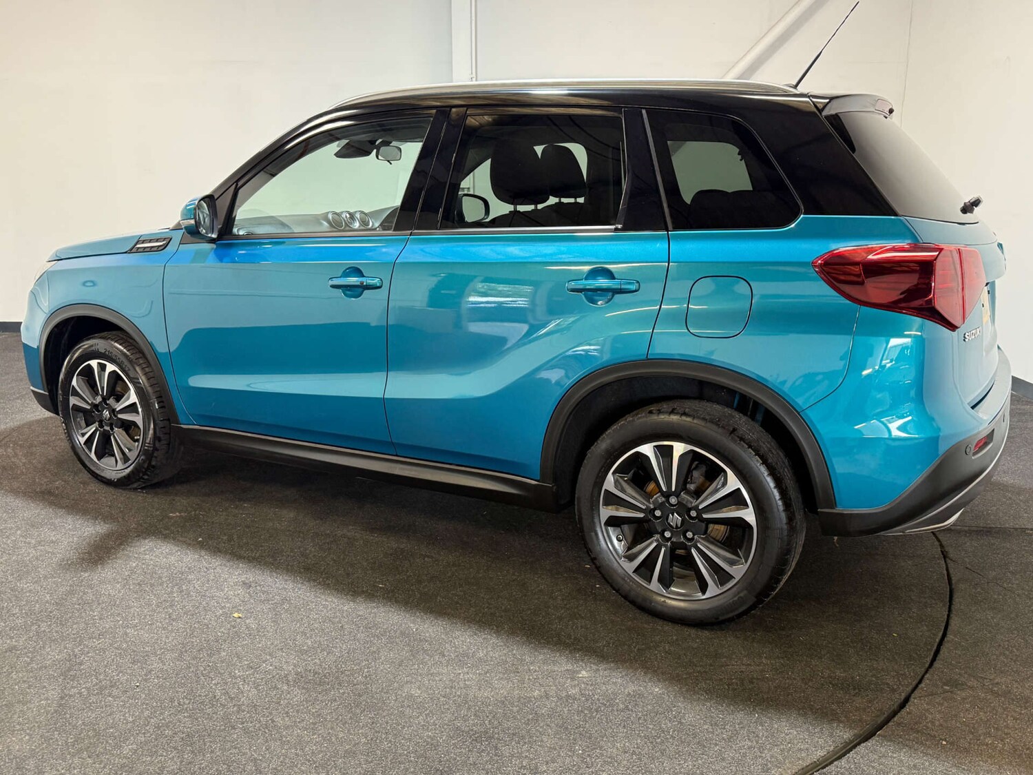 Used Suzuki Vitara 2021 for sale - 77963696: Photo 3