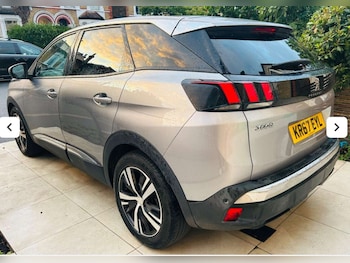 Used Peugeot 3008 2017 for sale - 76102688: Photo 3