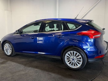 Used Ford Focus 2016 for sale - 75425386: Photo