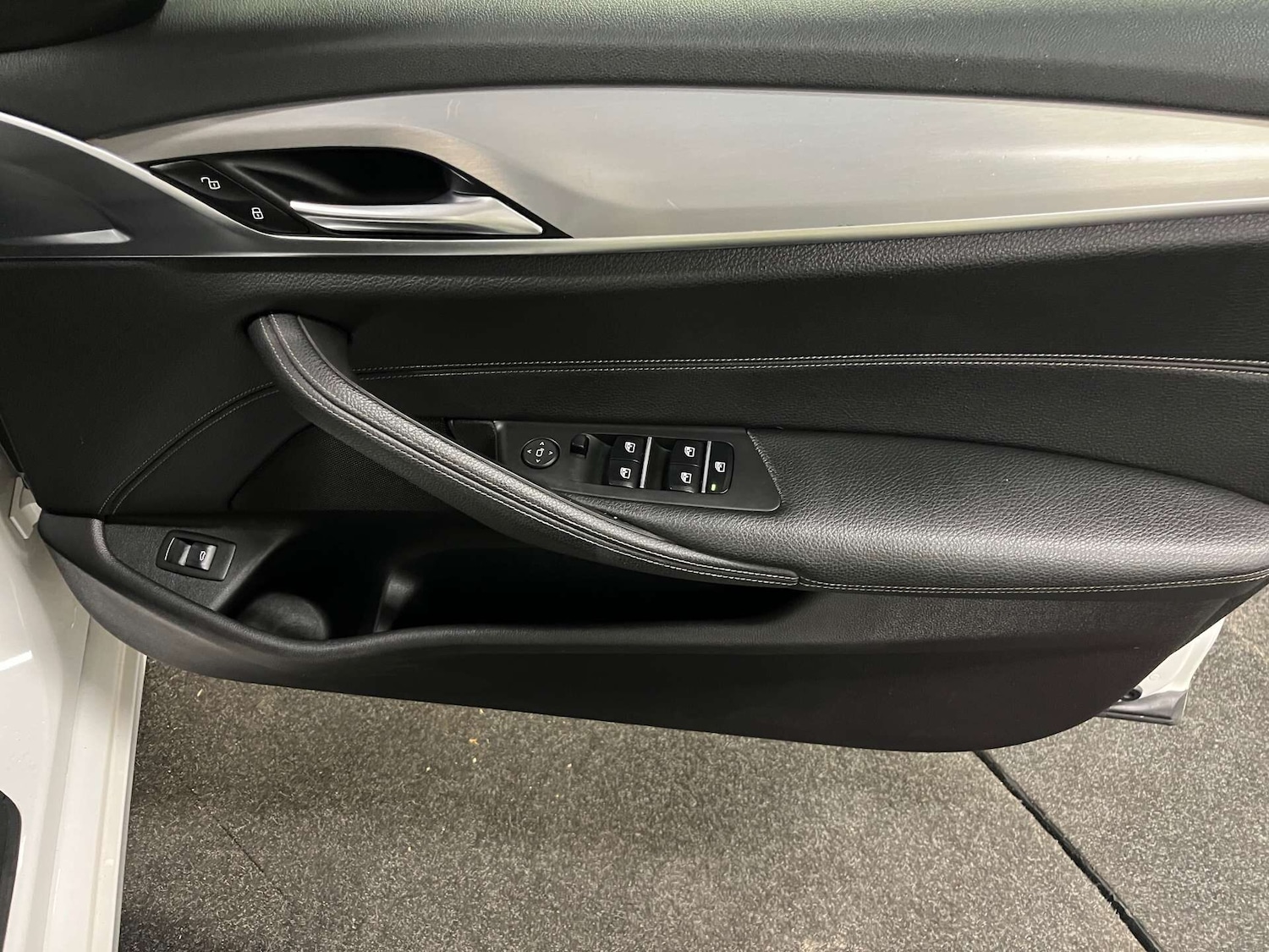 Used BMW 5 Series 2018 for sale - 76263346: Photo 11