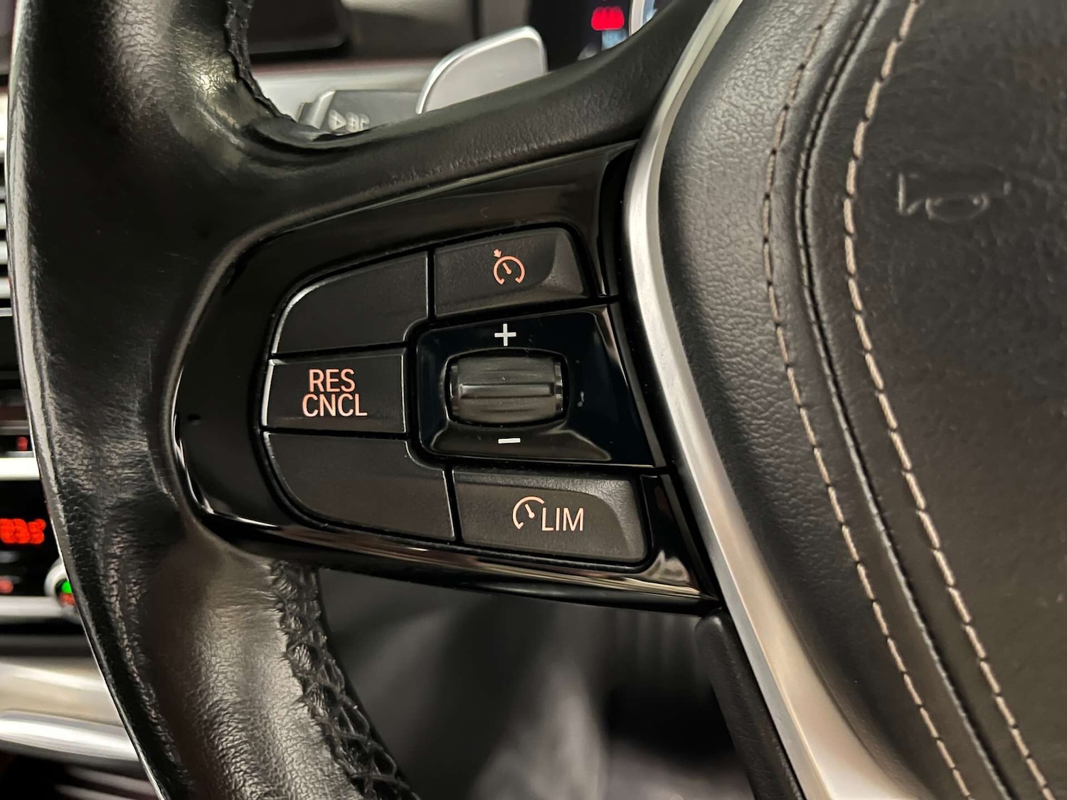 Used BMW 5 Series 2018 for sale - 76263346: Photo 19