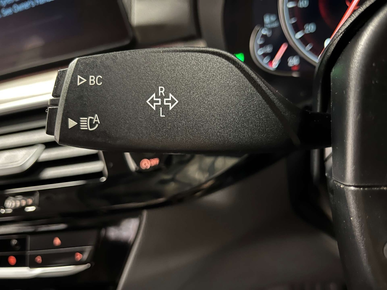 Used BMW 5 Series 2018 for sale - 76263346: Photo 21