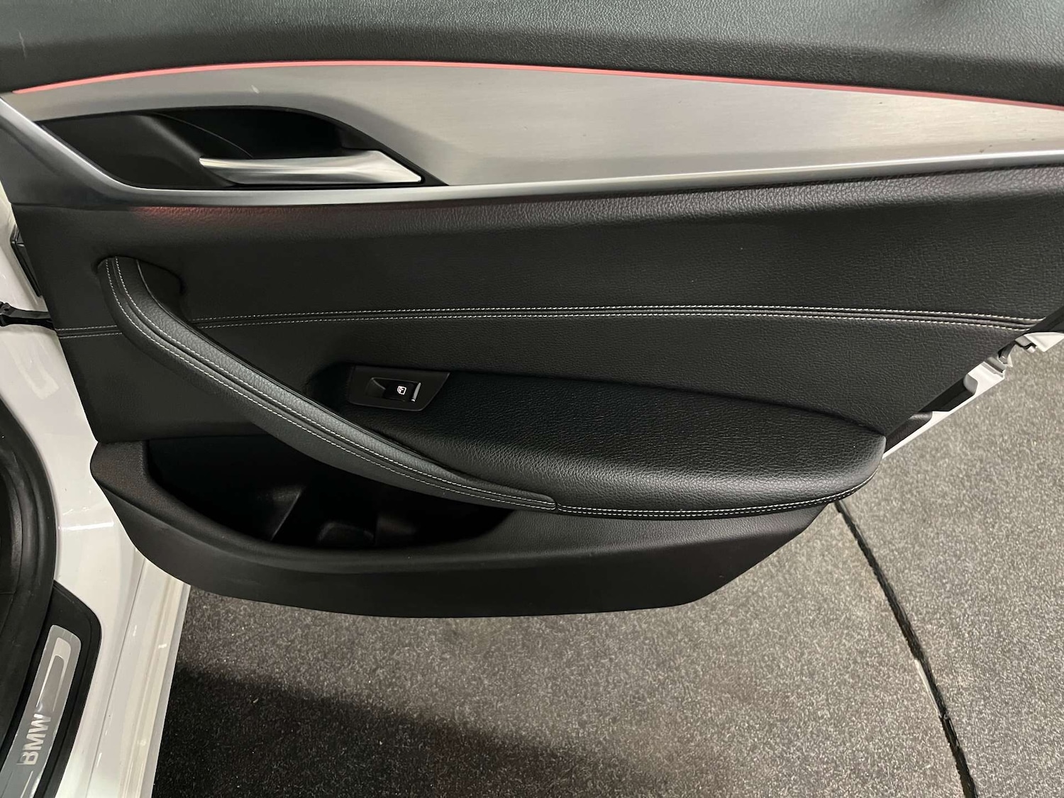 Used BMW 5 Series 2018 for sale - 76263346: Photo 30