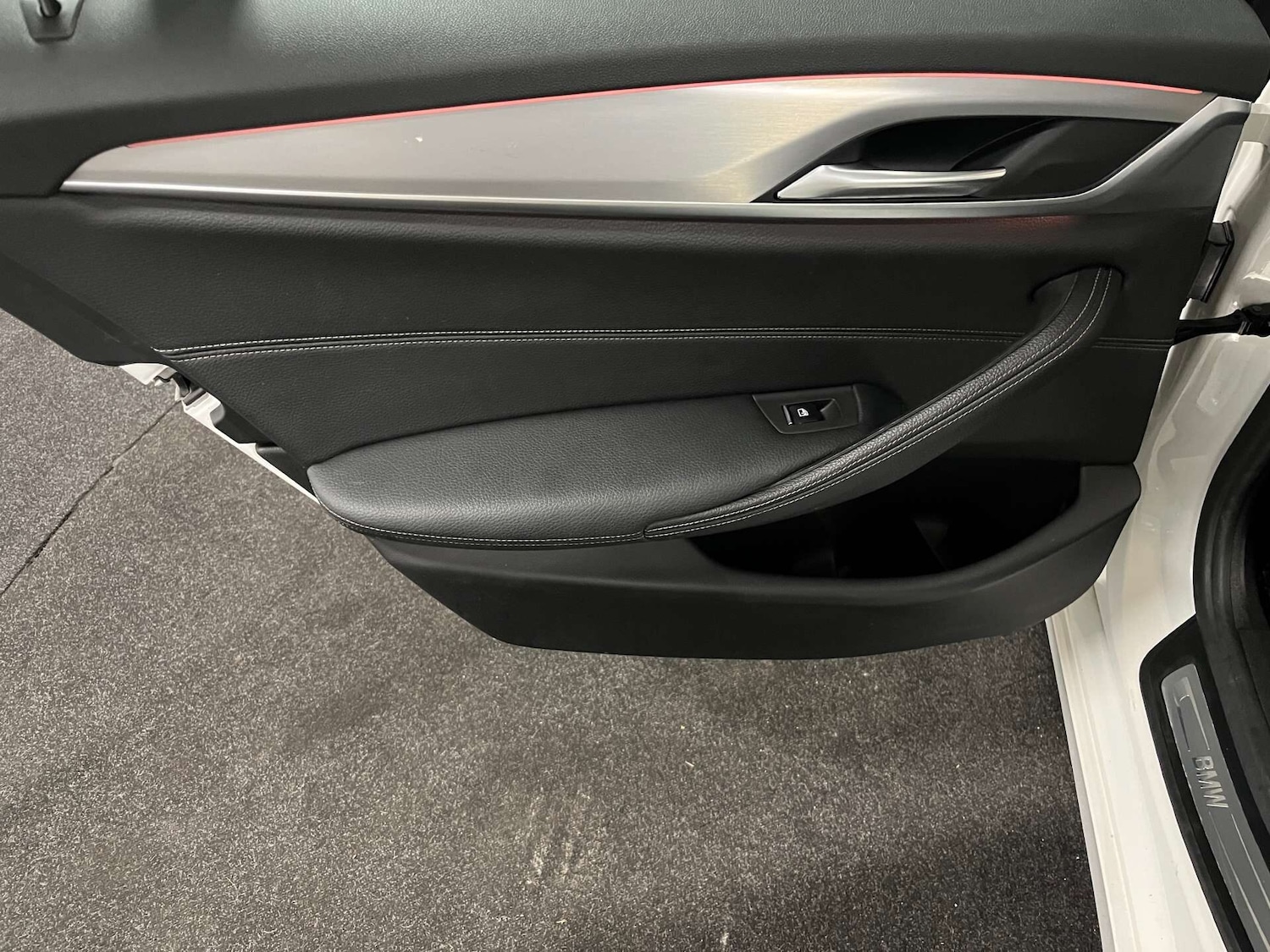 Used BMW 5 Series 2018 for sale - 76263346: Photo 42