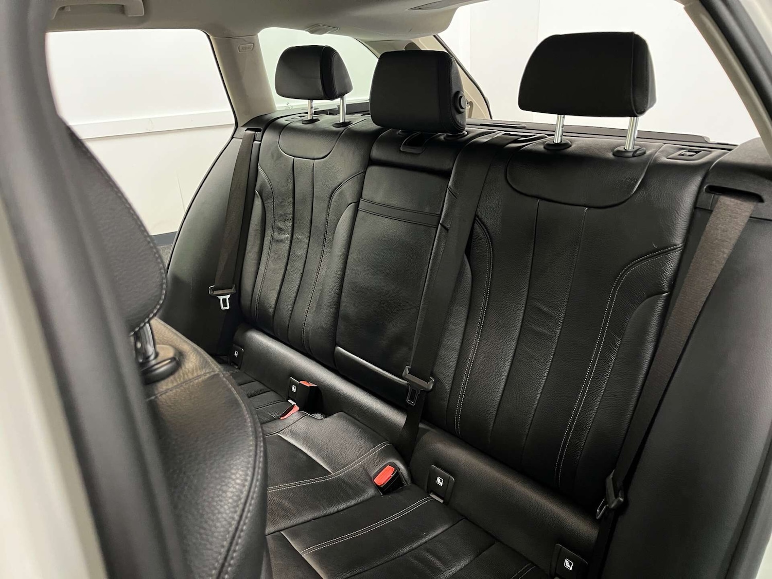 Used BMW 5 Series 2018 for sale - 76263346: Photo 43