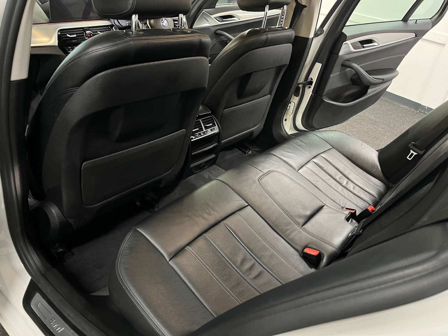 Used BMW 5 Series 2018 for sale - 76263346: Photo 46