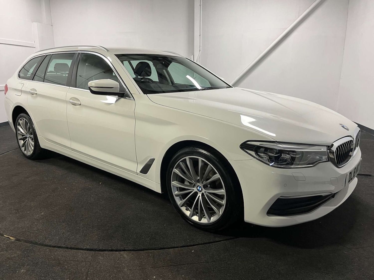 Used BMW 5 Series 2018 for sale - 76263346: Photo 5