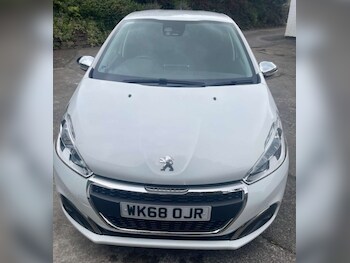 Used Peugeot 208 2018 for sale - 77919214: Photo