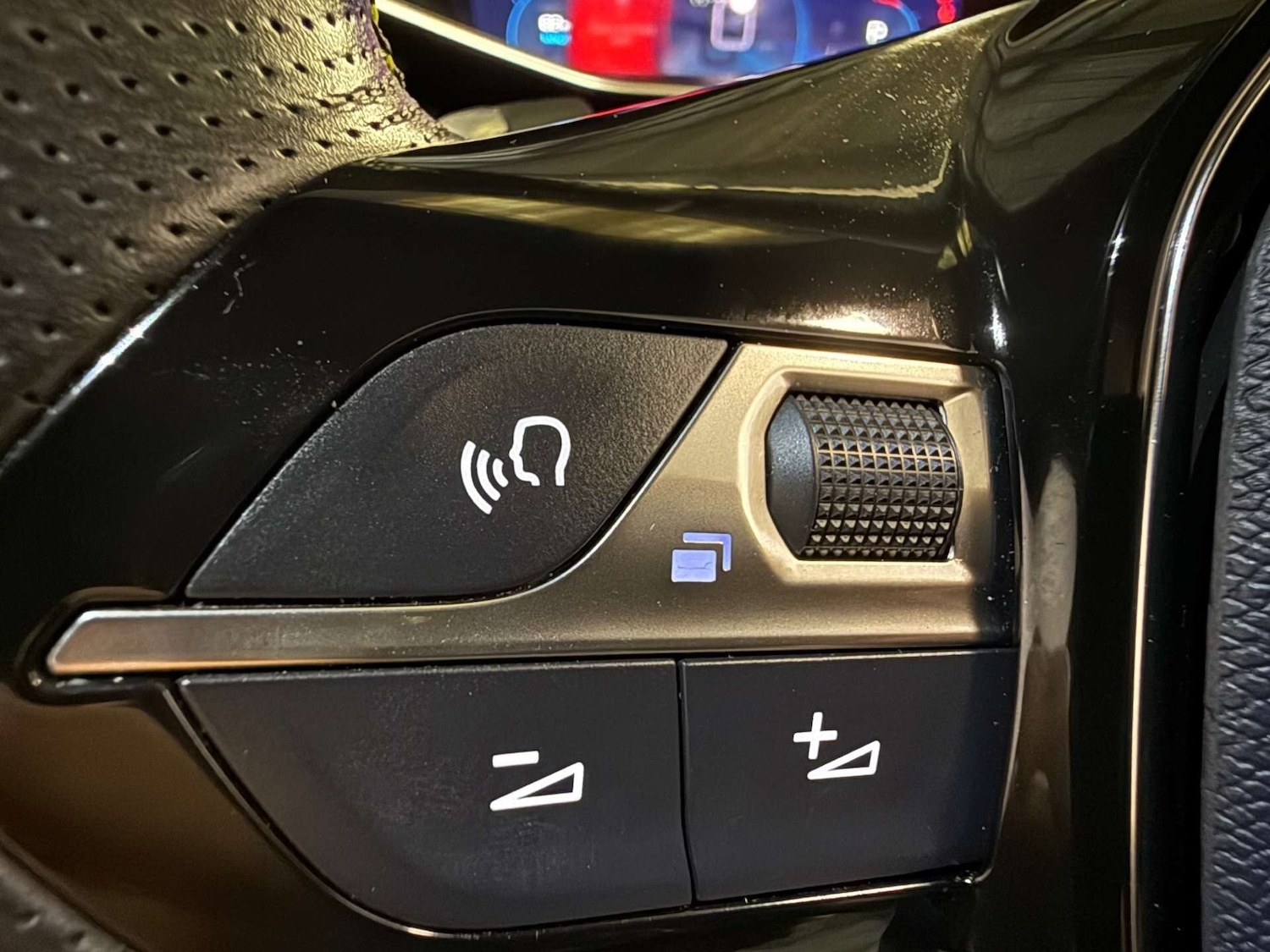 Used Peugeot 2008 2020 for sale - 76631155: Photo 25