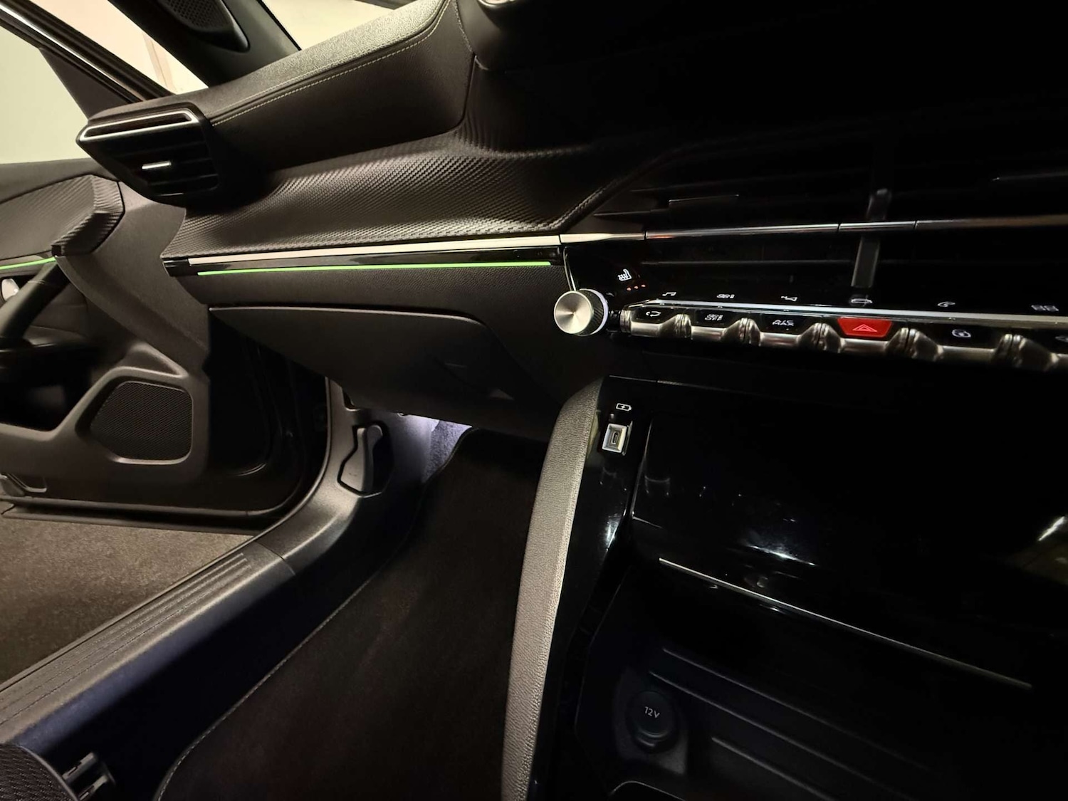 Used Peugeot 2008 2020 for sale - 76631155: Photo 31