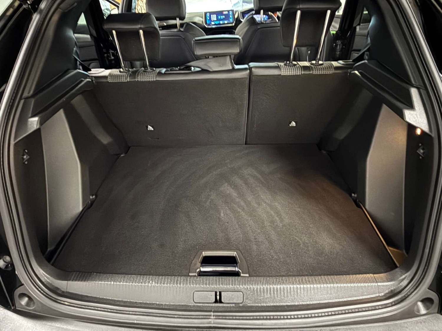 Used Peugeot 2008 2020 for sale - 76631155: Photo 40