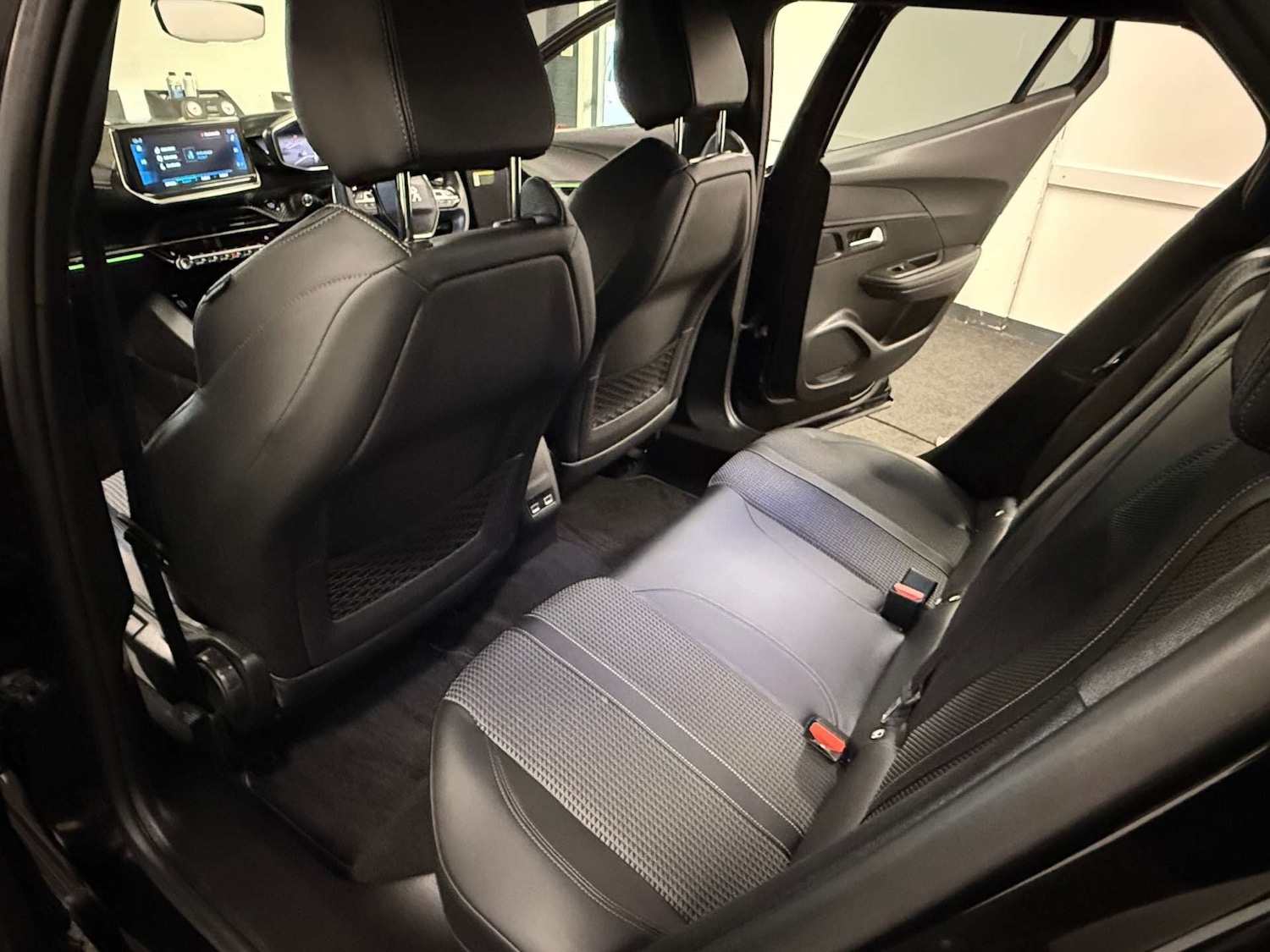 Used Peugeot 2008 2020 for sale - 76631155: Photo 45