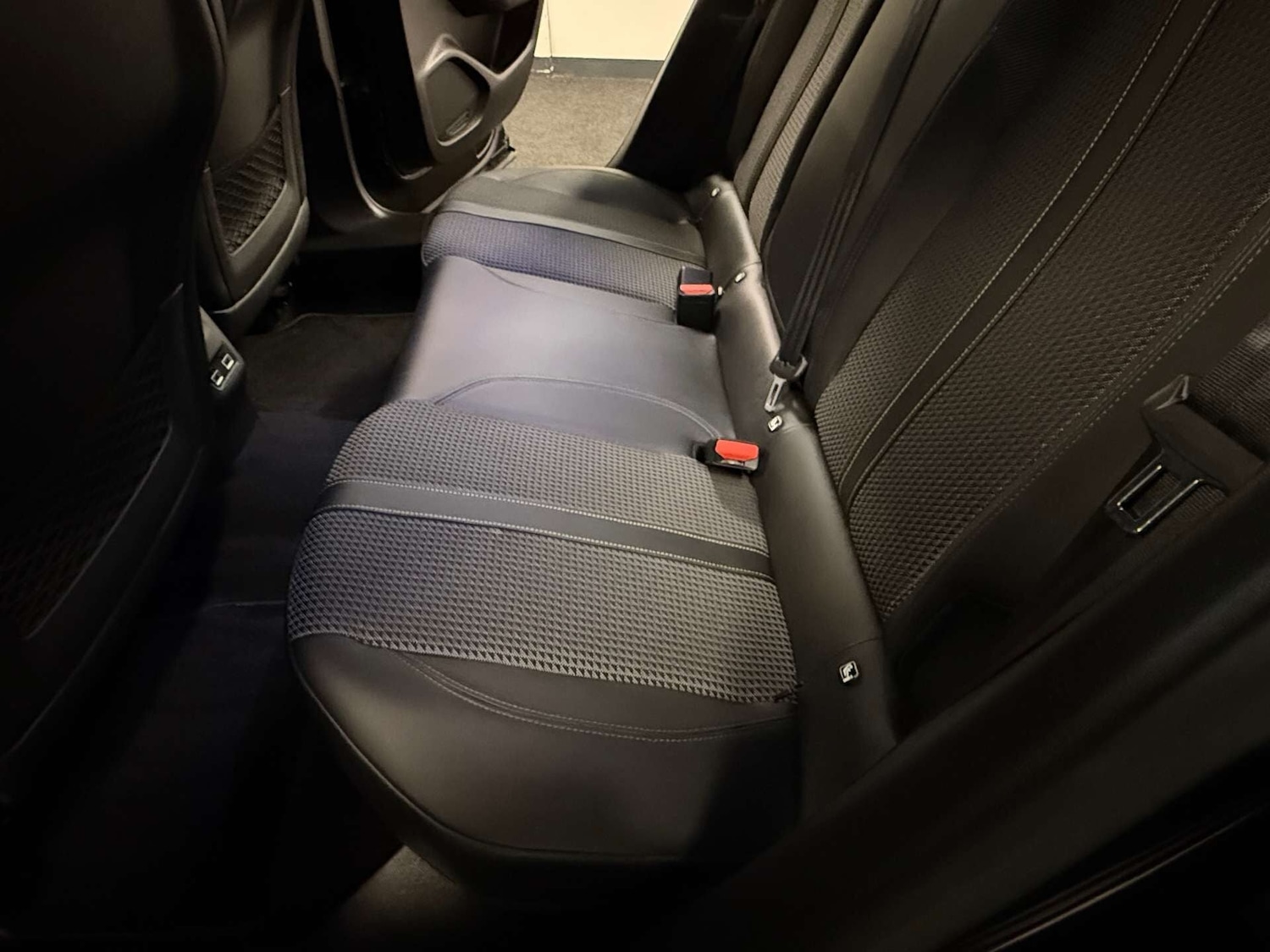 Used Peugeot 2008 2020 for sale - 76631155: Photo 46