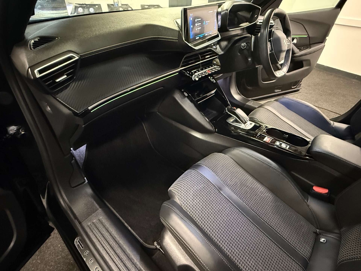 Used Peugeot 2008 2020 for sale - 76631155: Photo 49