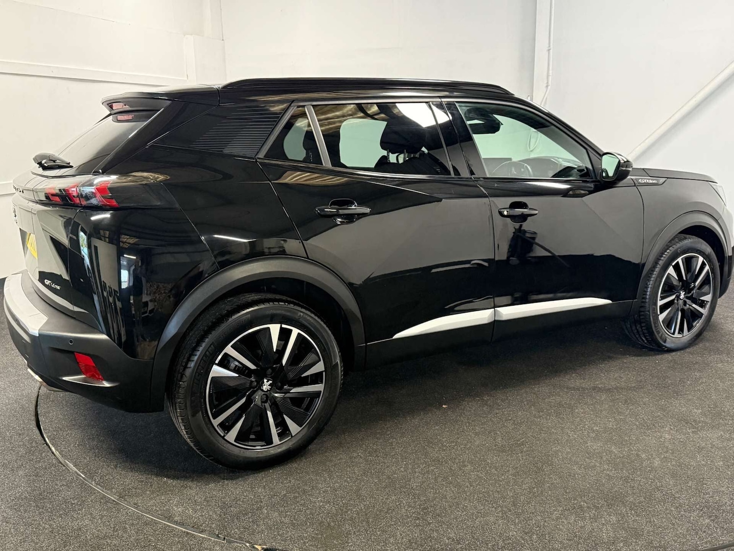 Used Peugeot 2008 2020 for sale - 76631155: Photo 5