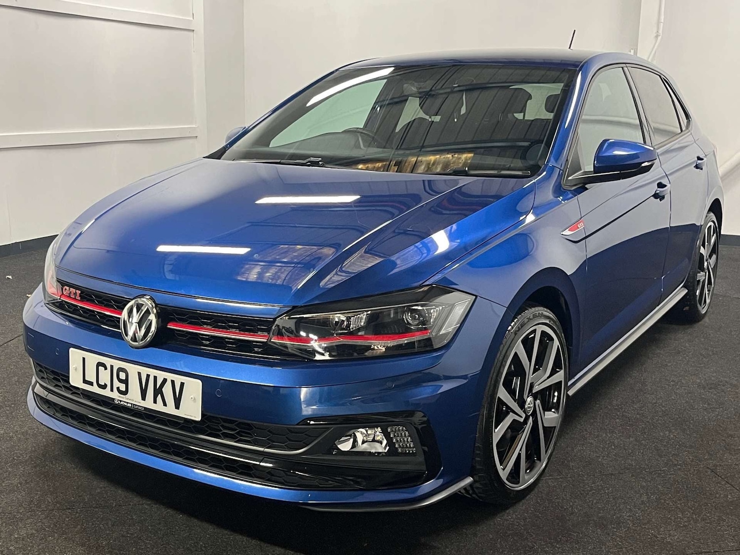 Used Volkswagen Polo 2019 for sale - 76829686: Photo 1