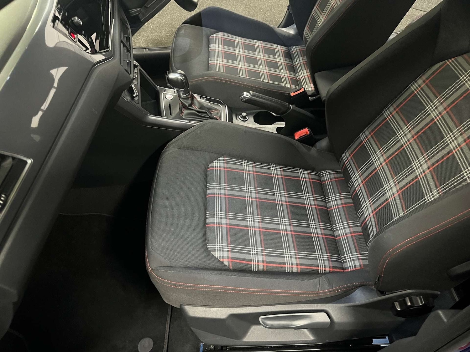 Used Volkswagen Polo 2019 for sale - 76829686: Photo 47