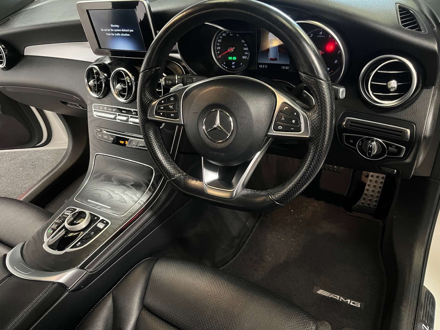 Used Mercedes-Benz GLC 2018 for sale - 76082184: Photo 17