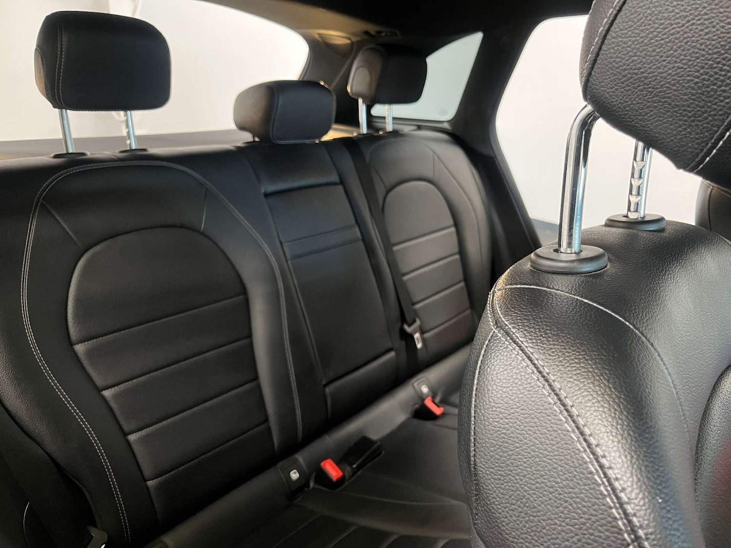 Used Mercedes-Benz GLC 2018 for sale - 76082184: Photo 29