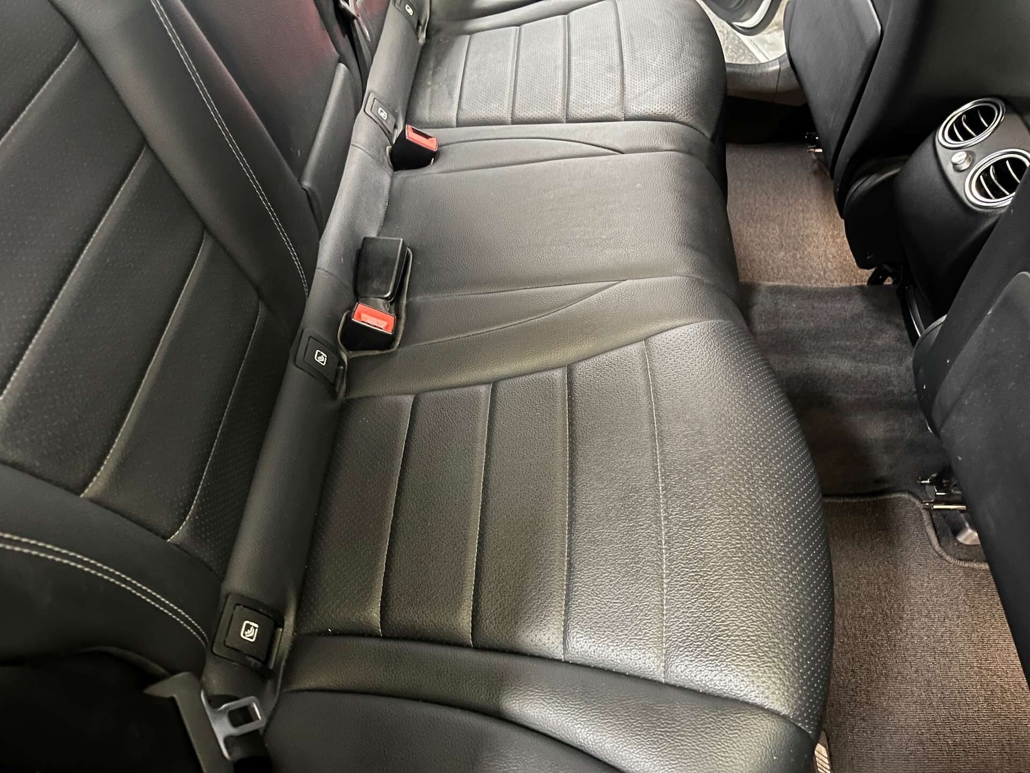 Used Mercedes-Benz GLC 2018 for sale - 76082184: Photo 31