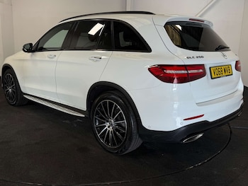 Used Mercedes-Benz GLC 2018 for sale - 76082184: Photo