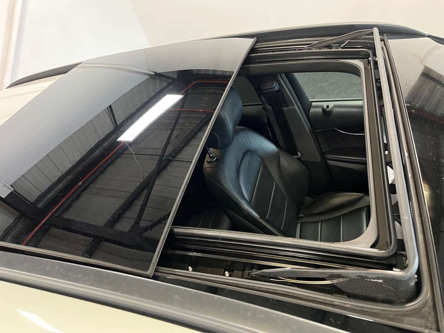 Used Mercedes-Benz GLC 2018 for sale - 76082184: Photo 49