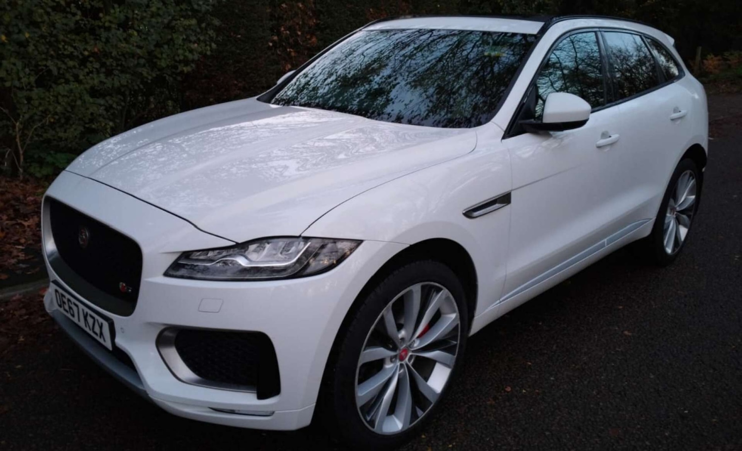 Used Jaguar F-Pace 2017 for sale - 76697471: Photo 1