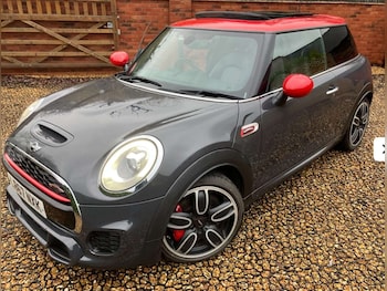 Used MINI Hatch 2018 for sale - 77319389: Photo