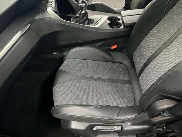 Used Peugeot 3008 2019 for sale - 76287057: Photo 47