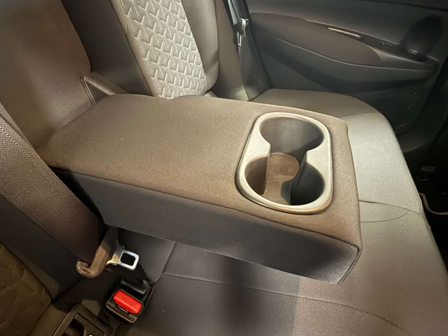 Used Toyota Corolla 2019 for sale - 76368789: Photo 32