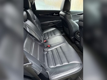 Used Kia Sorento 2018 for sale - 78027299: Photo