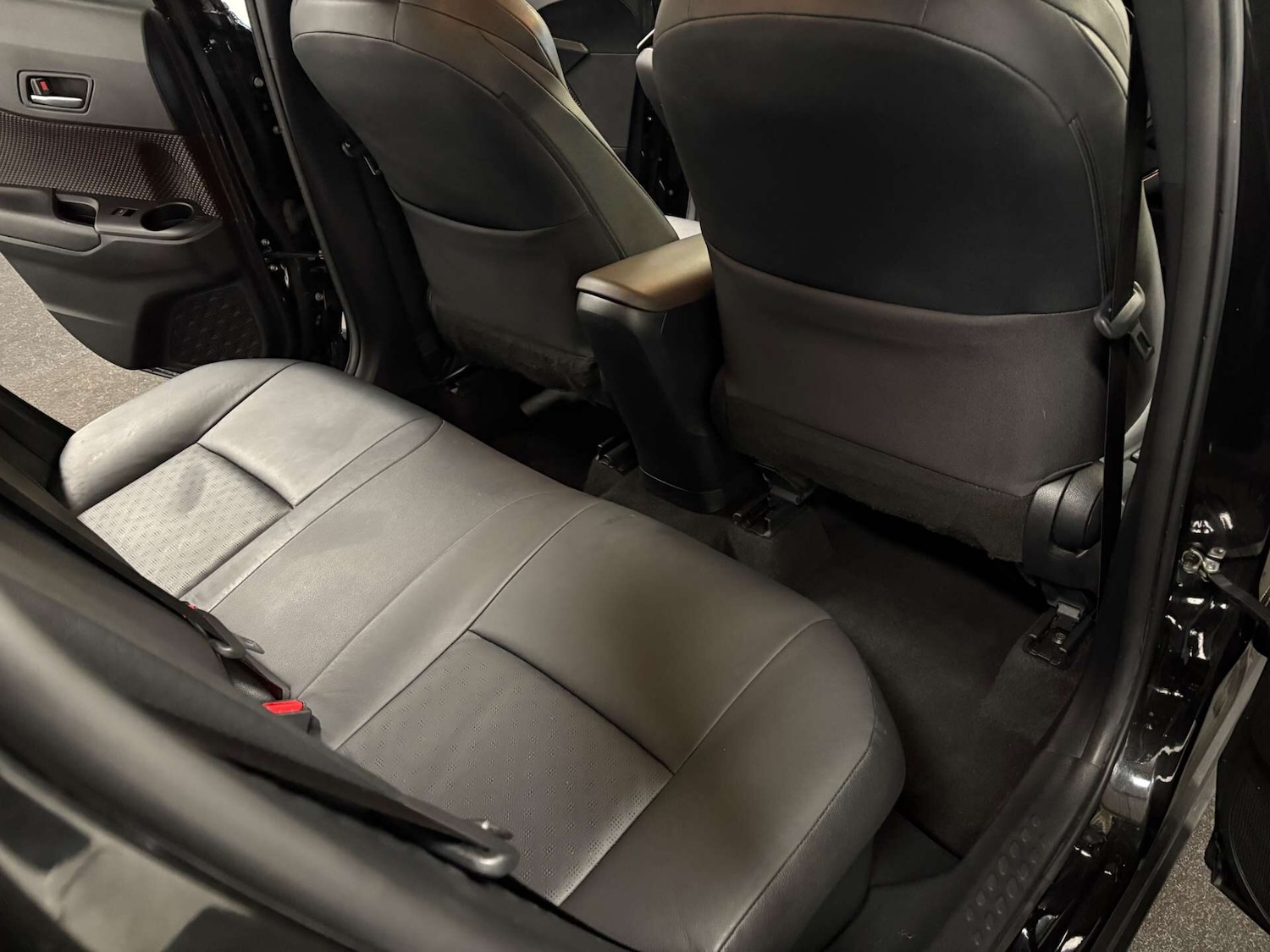 Used Toyota C-HR 2019 for sale - 77129013: Photo 32