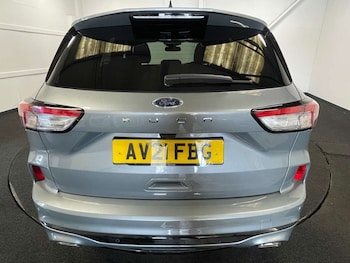Used Ford Kuga 2021 for sale - 78422902: Photo