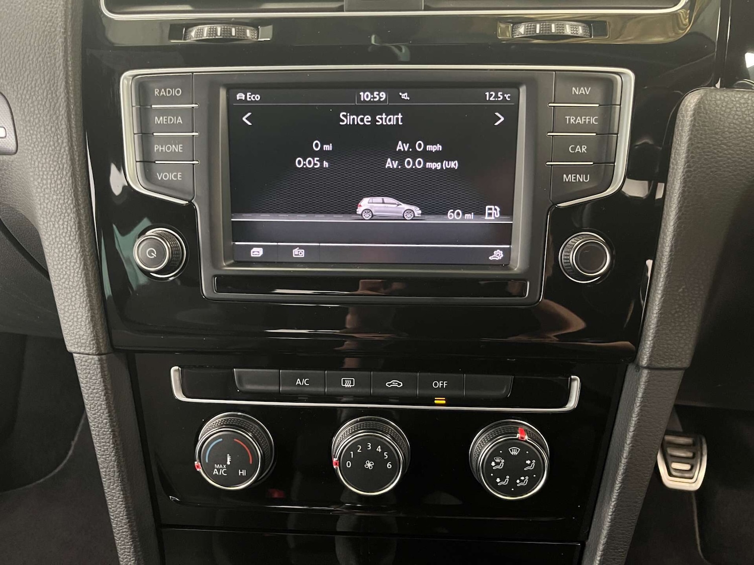 Used Volkswagen Golf 2017 for sale - 76288734: Photo 24
