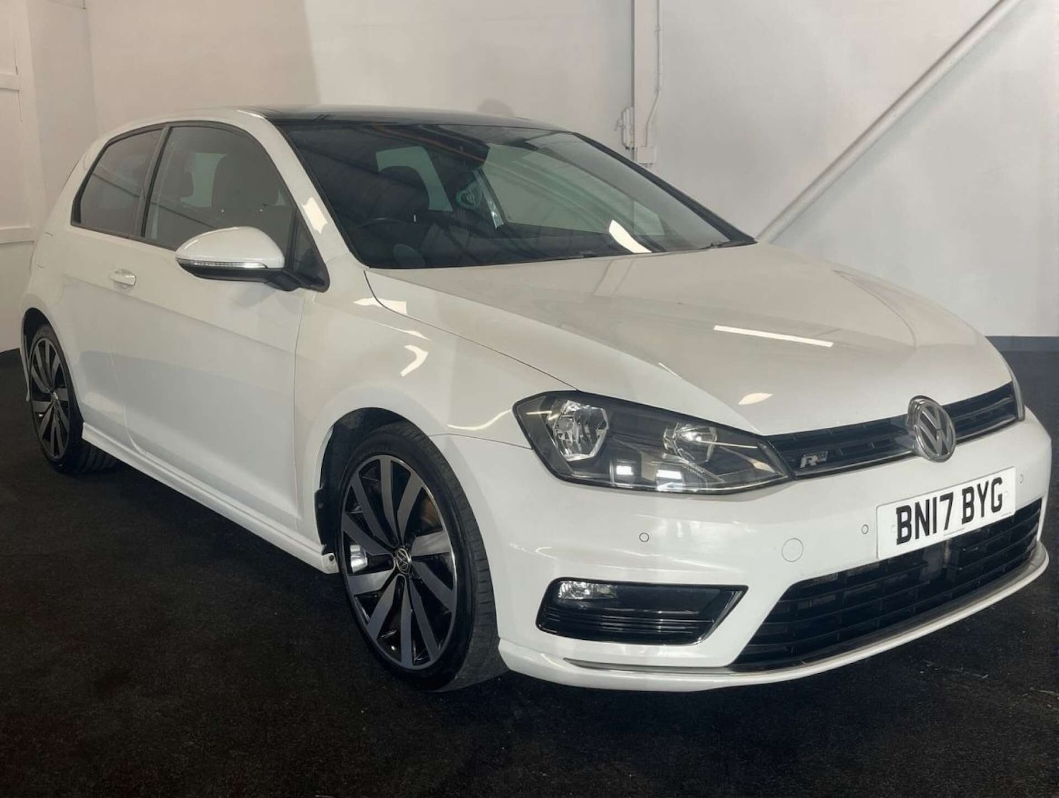 Used Volkswagen Golf 2017 for sale - 76288734: Photo 6