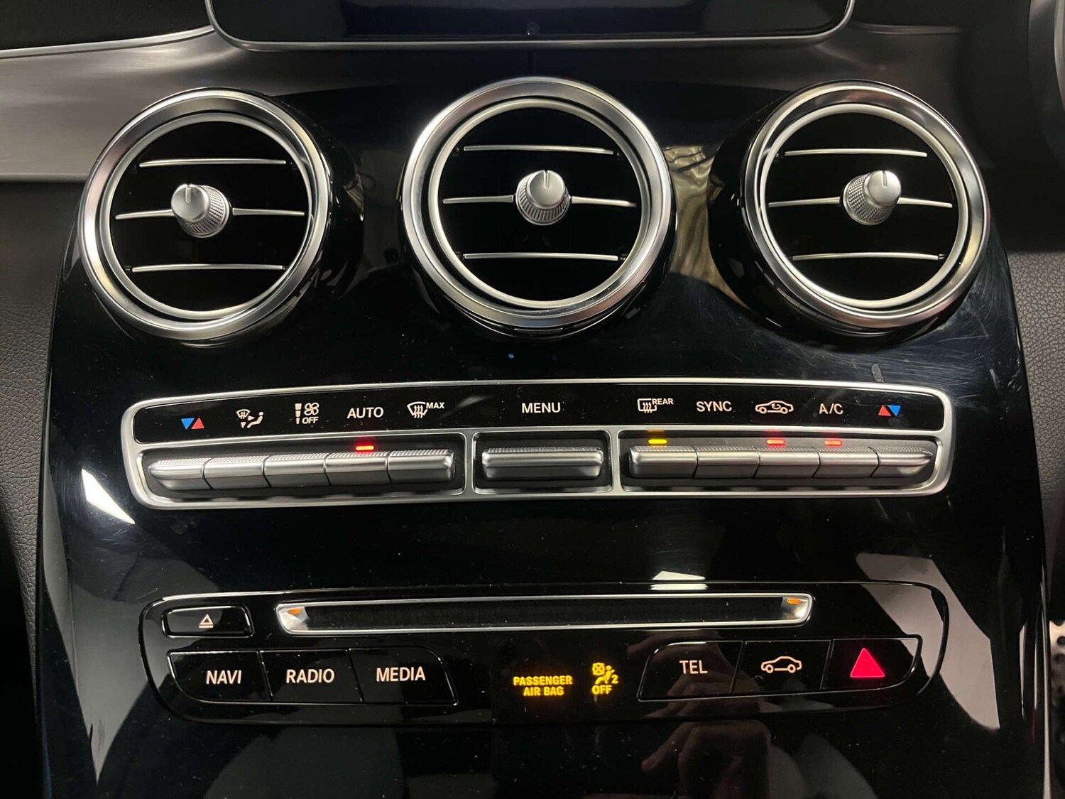 Used Mercedes-Benz C Class 2018 for sale - 76253782: Photo 25