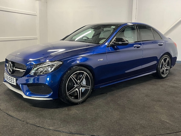 Used Mercedes-Benz C Class 2018 for sale - 76253782: Photo 2