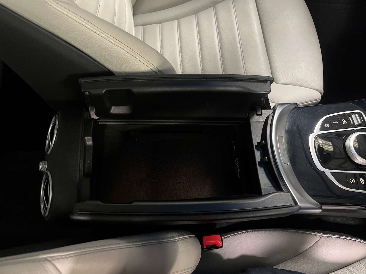 Used Mercedes-Benz C Class 2018 for sale - 76253782: Photo 42