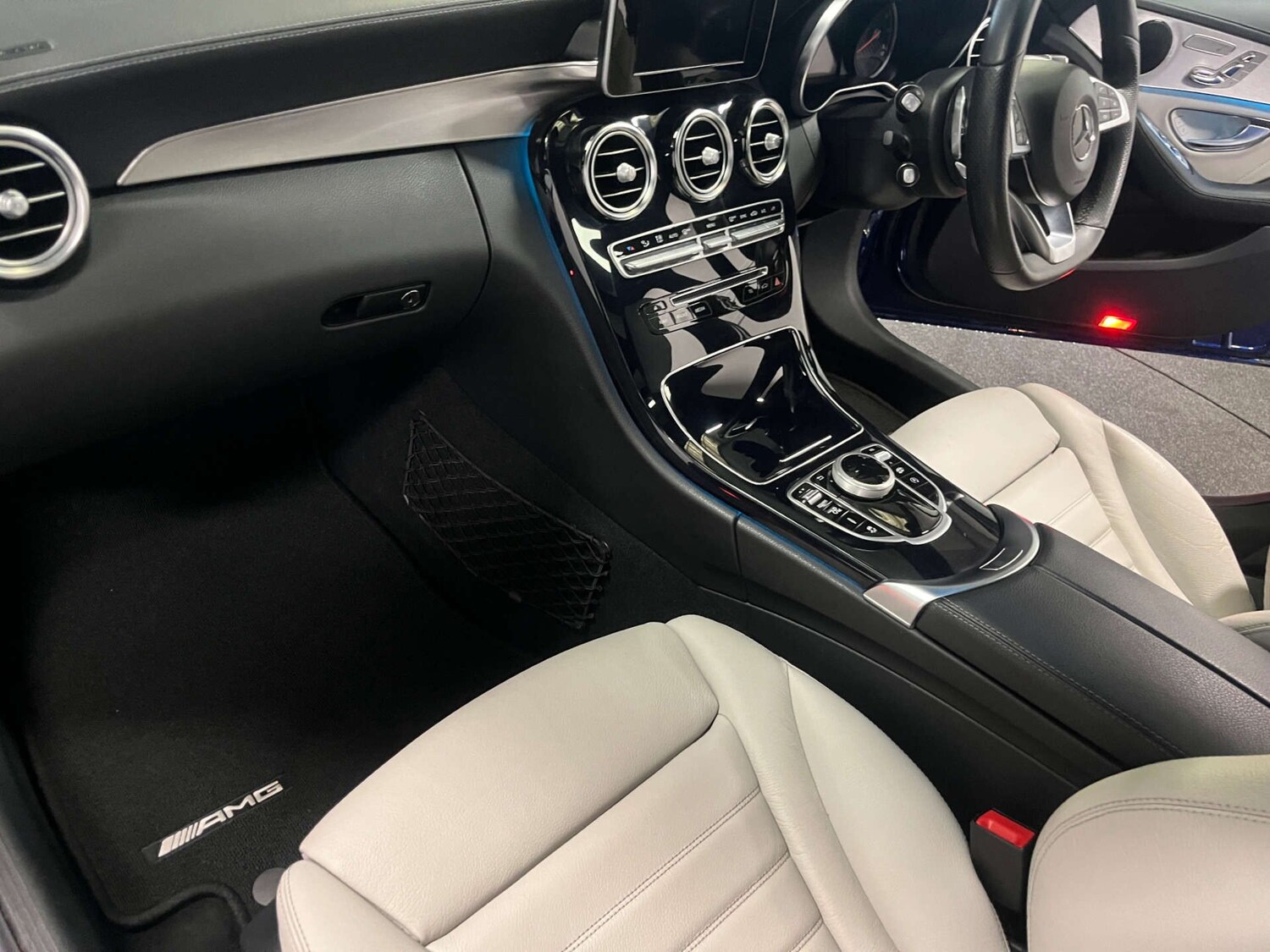 Used Mercedes-Benz C Class 2018 for sale - 76253782: Photo 55