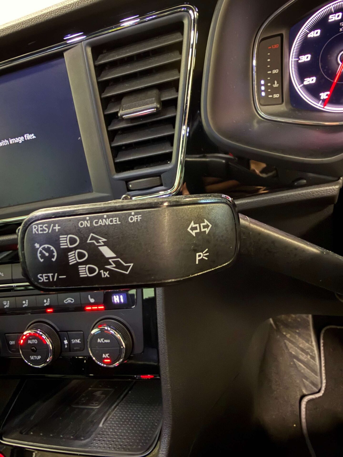 Used SEAT Leon 2018 for sale - 77654388: Photo 17