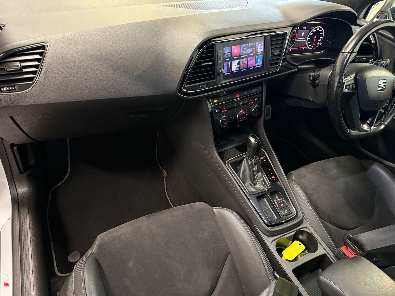 Used SEAT Leon 2018 for sale - 77654388: Photo 40