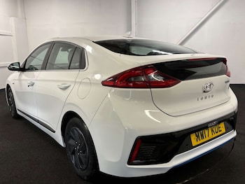 Used Hyundai IONIQ 2017 for sale - 77640276: Photo