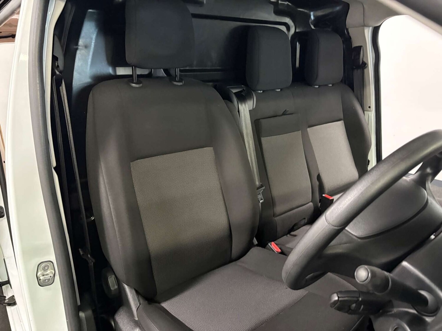 Used Vauxhall Vivaro 2023 for sale - 78040381: Photo 12