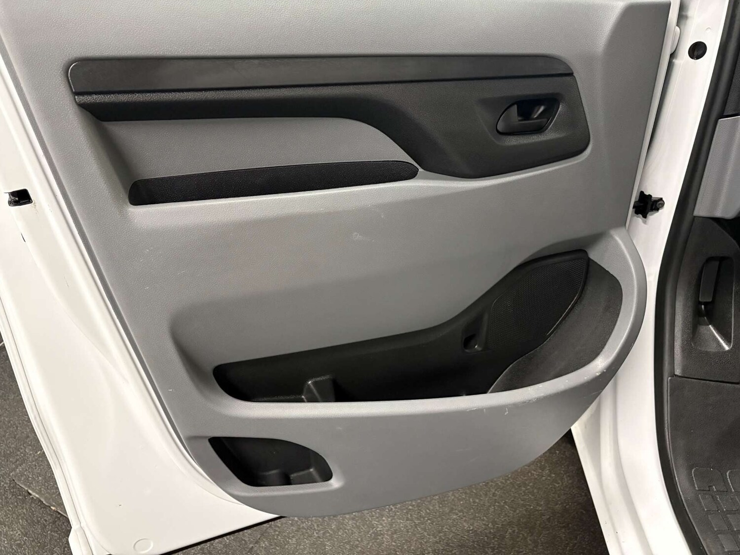 Used Vauxhall Vivaro 2023 for sale - 78040381: Photo 44