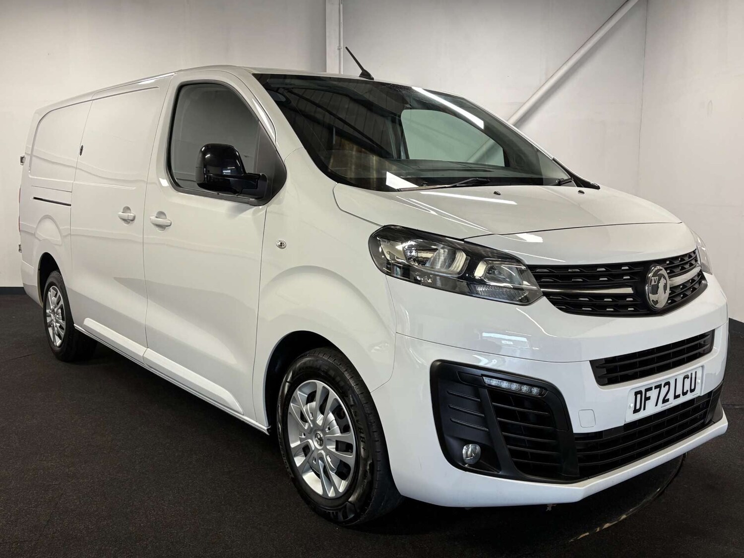 Used Vauxhall Vivaro 2023 for sale - 78040381: Photo 6