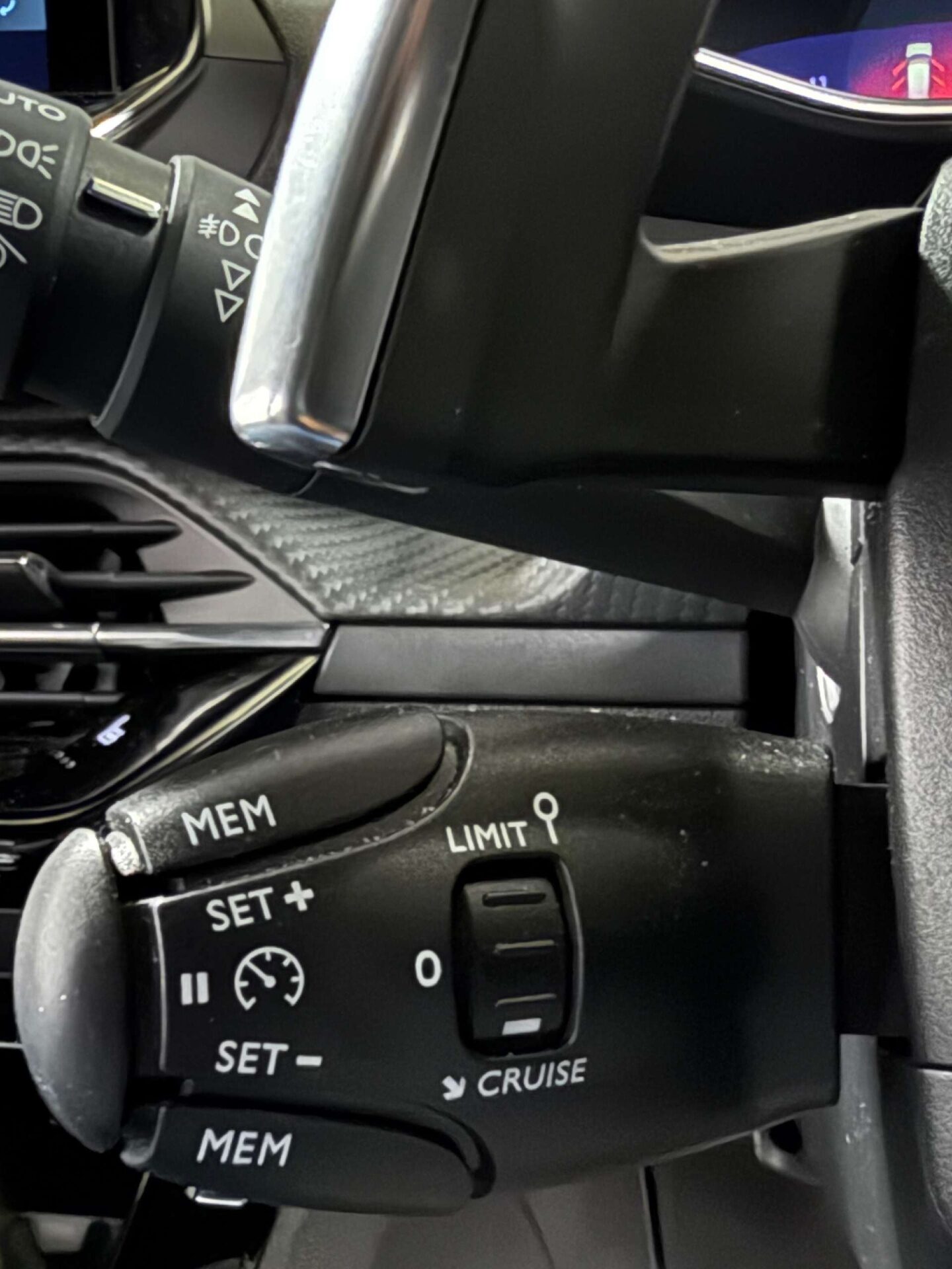 Used Peugeot 2008 2021 for sale - 76478081: Photo 14