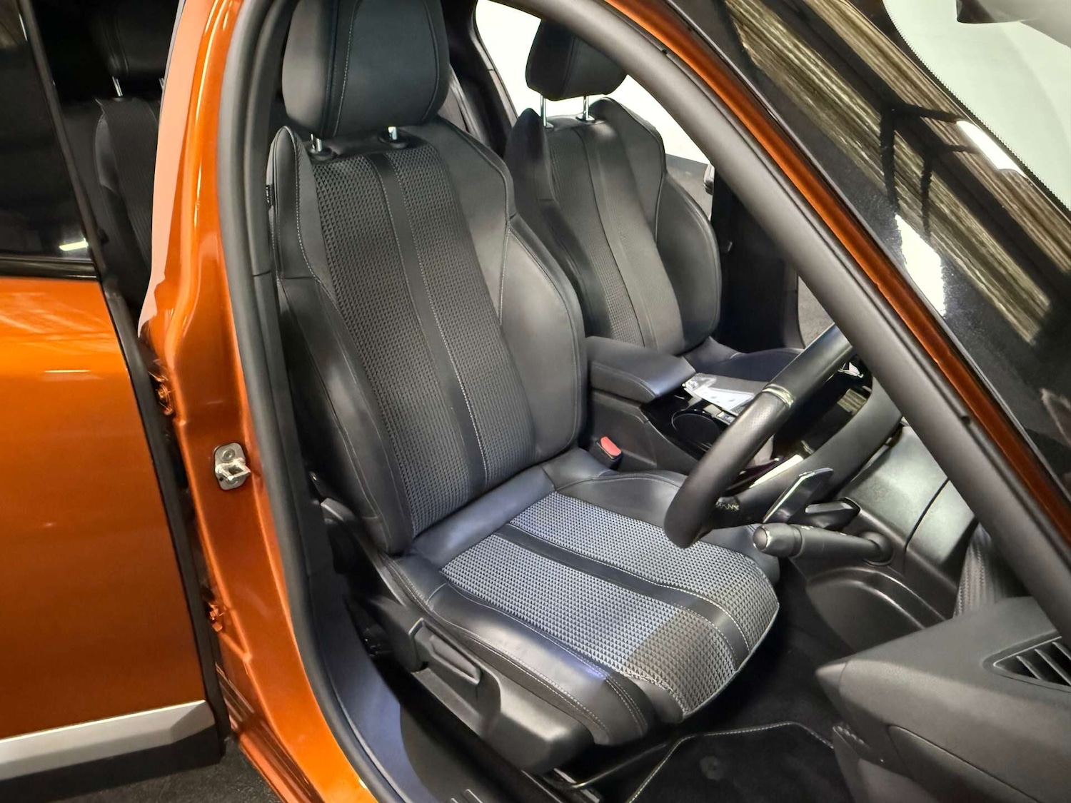 Used Peugeot 2008 2021 for sale - 76478081: Photo 28