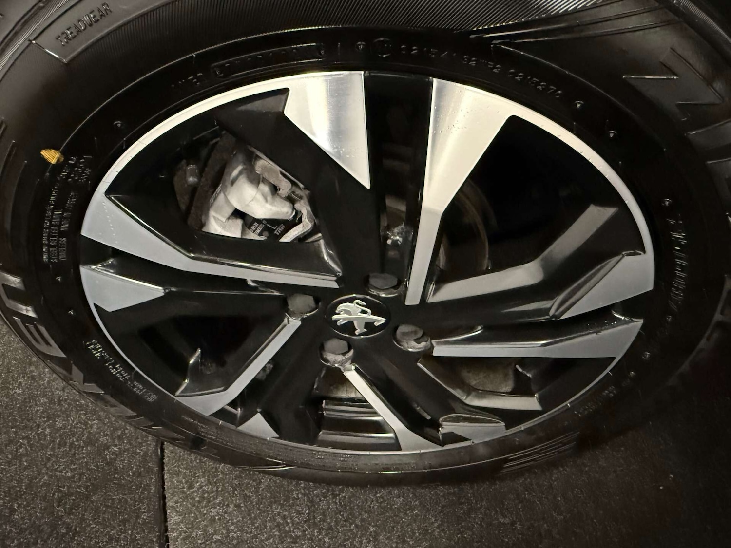 Used Peugeot 2008 2021 for sale - 76478081: Photo 39