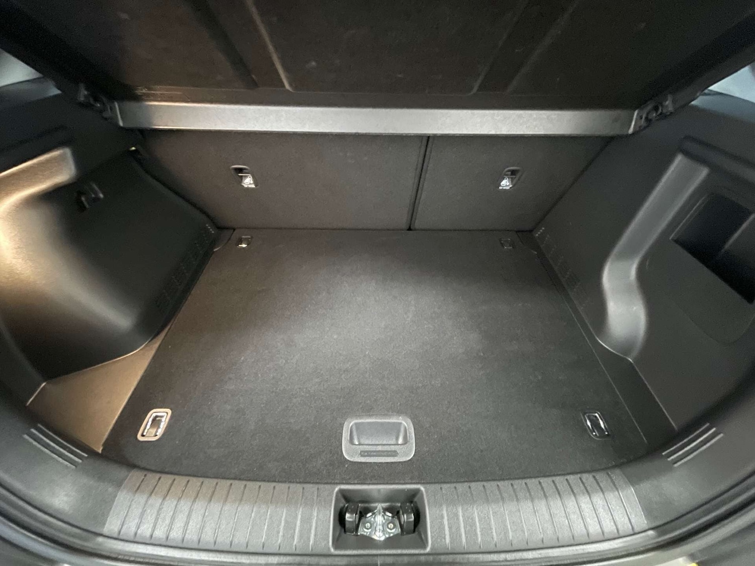 Used Hyundai KONA 2019 for sale - 78080050: Photo 30